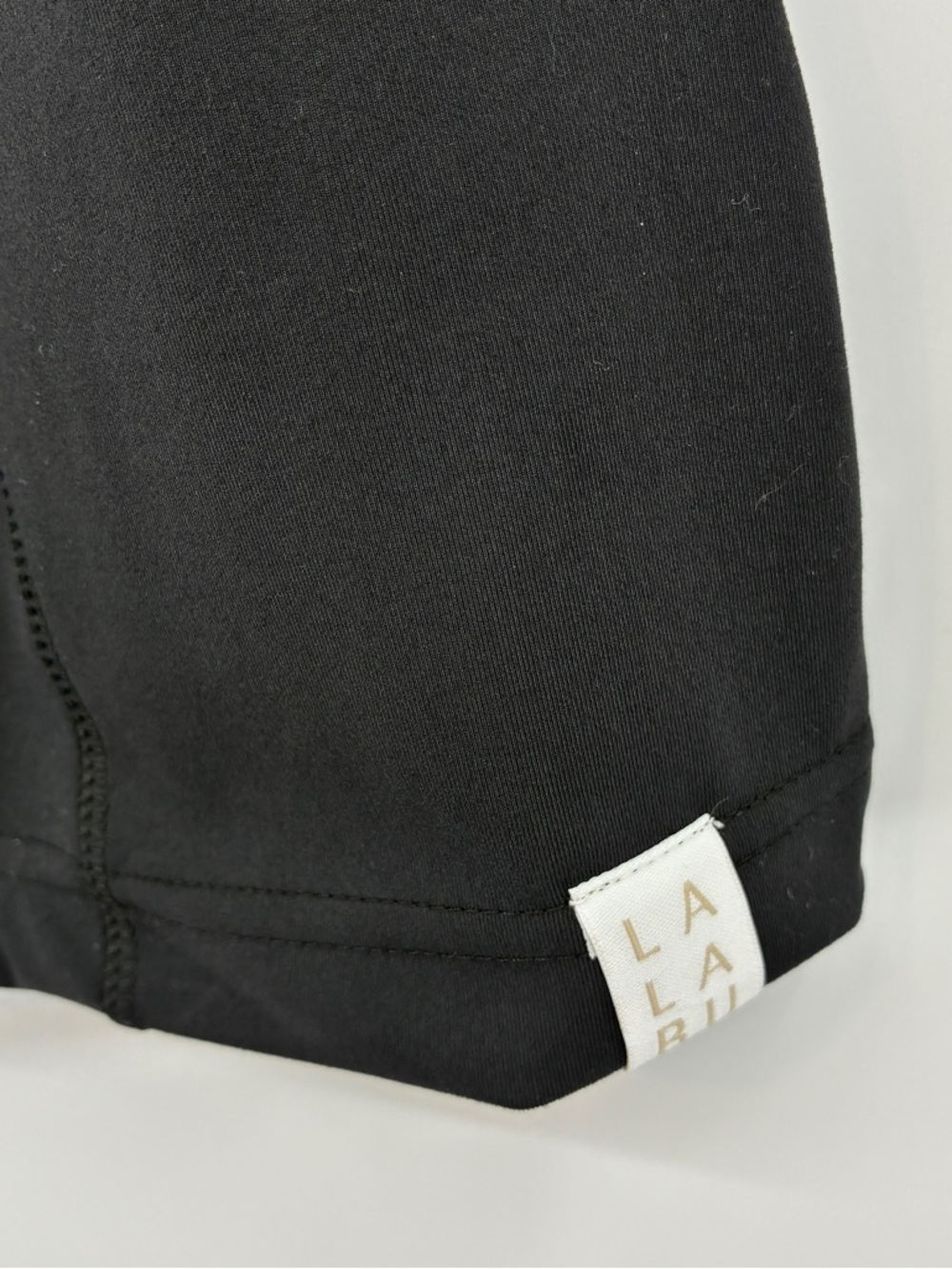 Lalabu Dad Shirt Black Baby Wearing Pouch V-Neck Short Sleeve Large NWOT - Picture 2 of 8